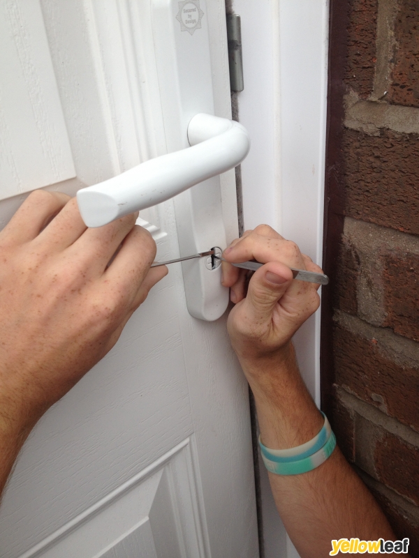 LW Locksmiths Warrington