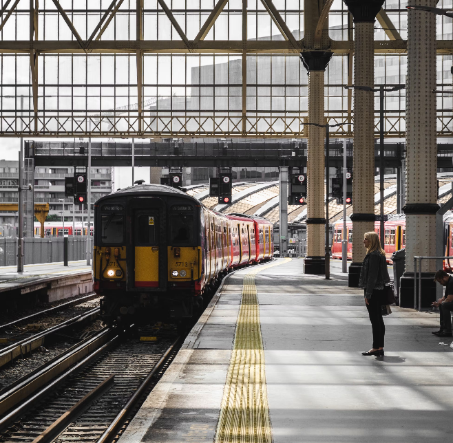 Waterloo station luggage storage